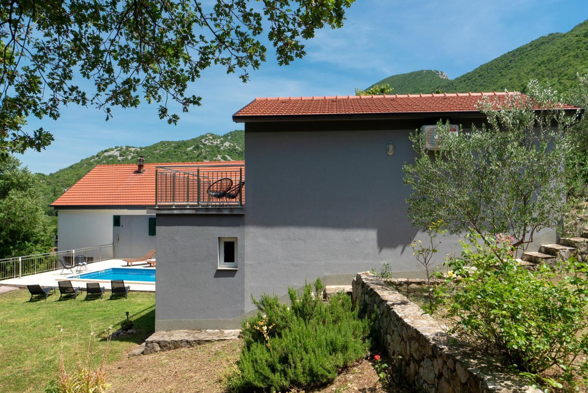 Apartments Srdanovic Omiš Kültér fotó