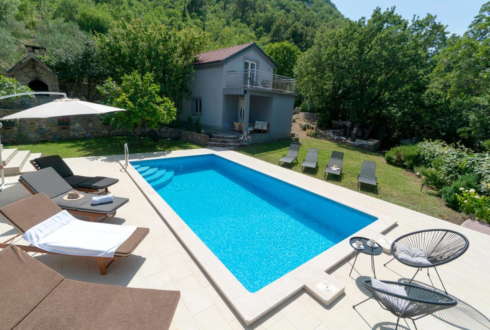 Apartments Srdanovic Omiš Kültér fotó