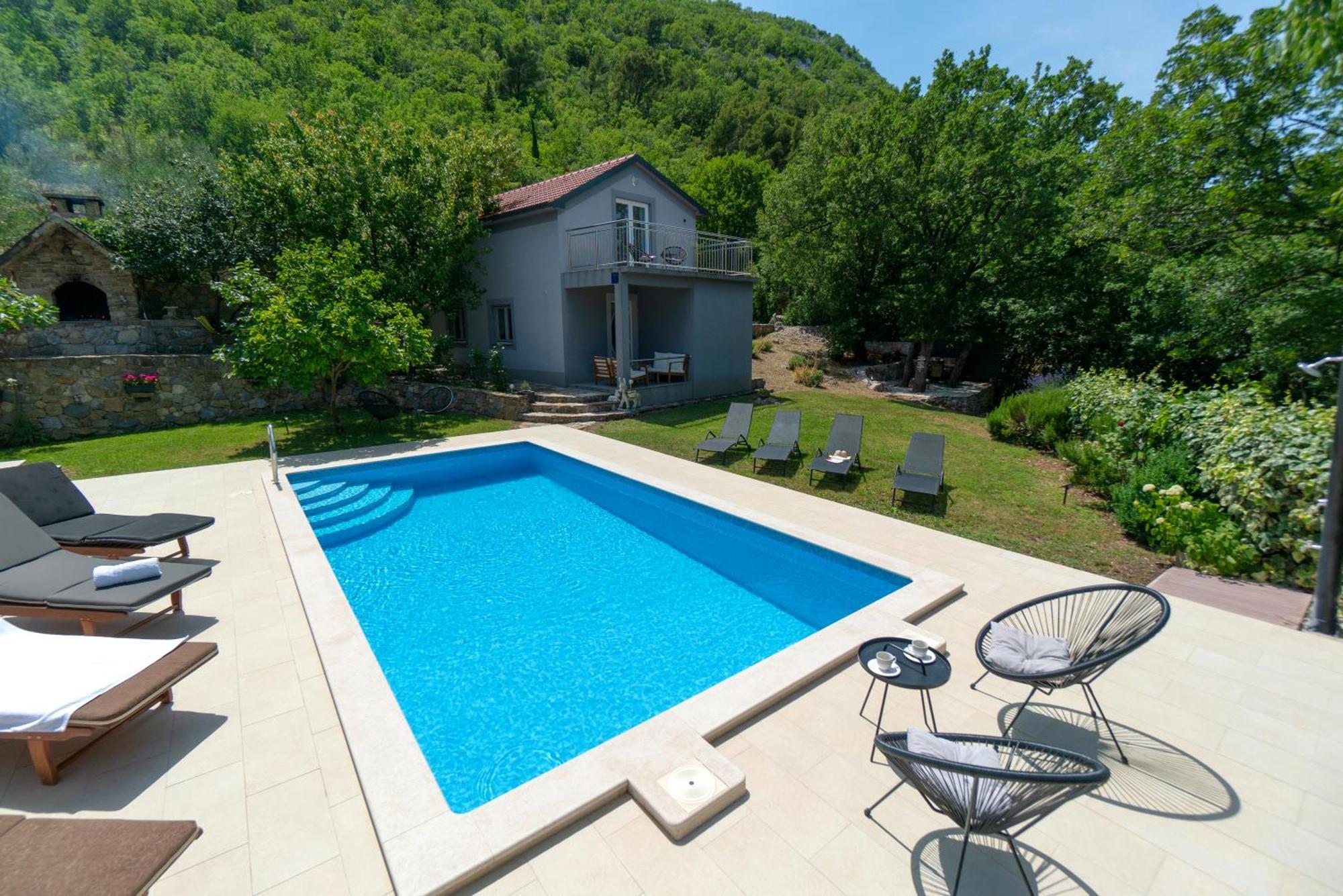 Apartments Srdanovic Omiš Kültér fotó