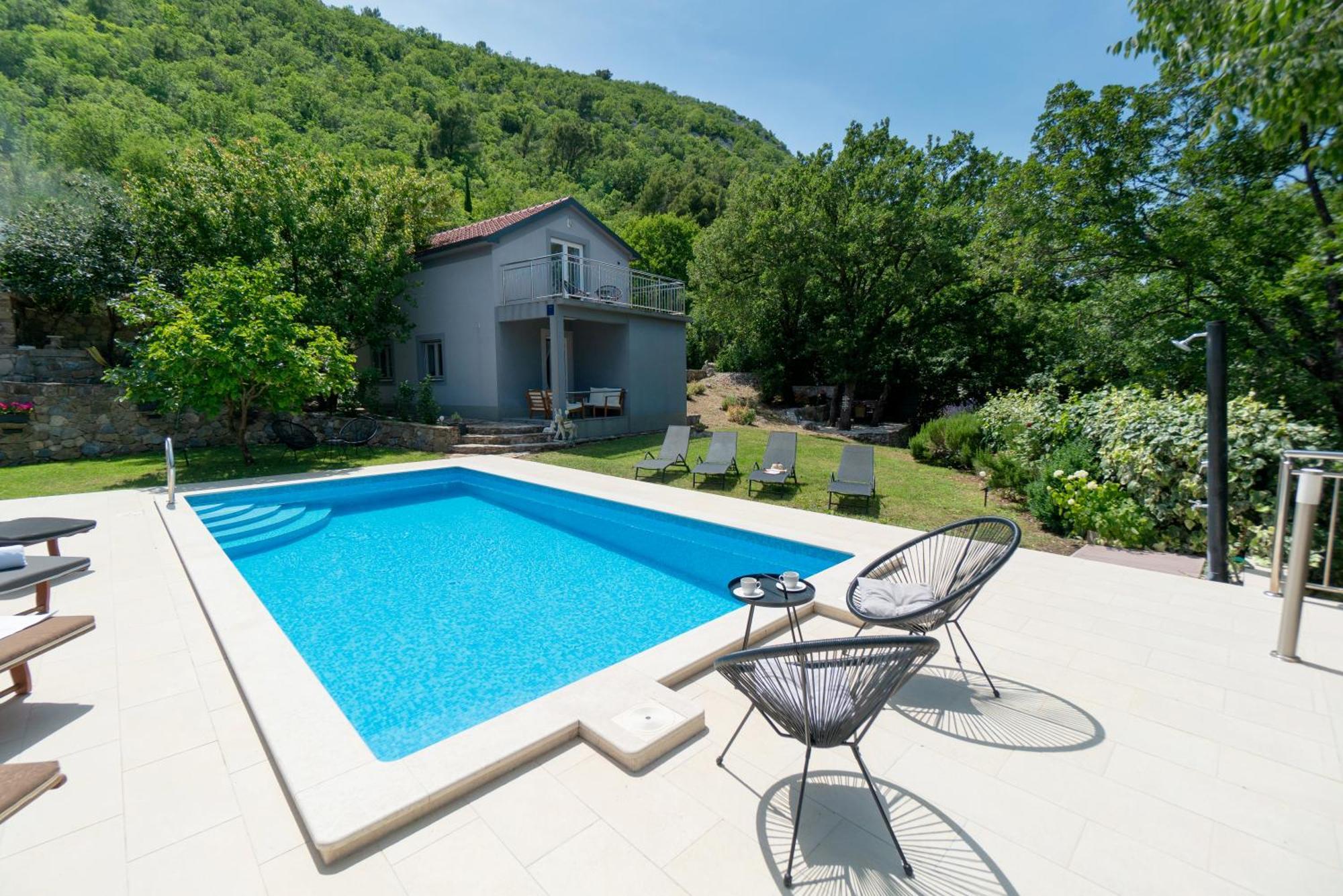 Apartments Srdanovic Omiš Kültér fotó